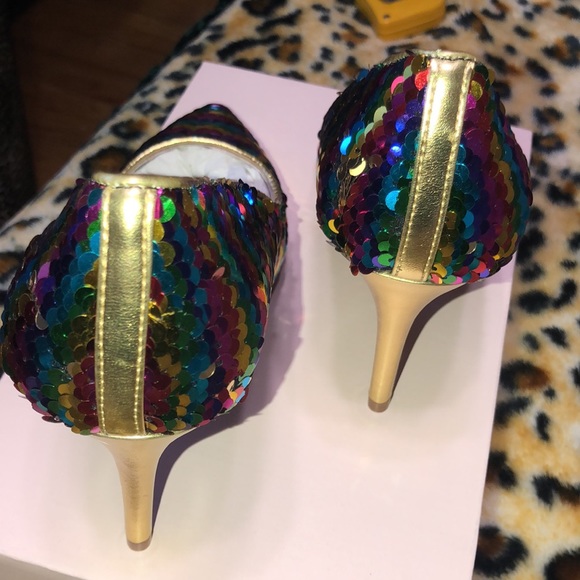 Chinese Laundry Ruthy Sequins Soes - Picture 3 of 5